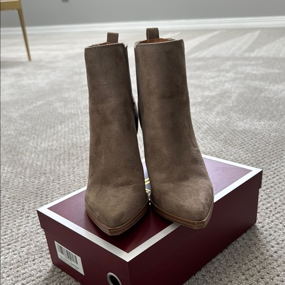 Nine West - Orleeh- Ankle Boots - Picture 7 of 10